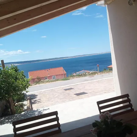 Studio Apartman Luka * Starigrad Paklenica